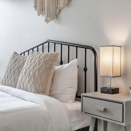 Beautiful Luxury 1Br In The Heart On มินนีแอโพลิส ภายนอก รูปภาพ